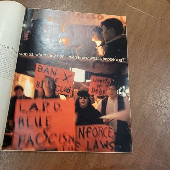 Vintage Look Magazine - February 21, 1967 ‘Flight From Dallas’ - Picture 8 of 8